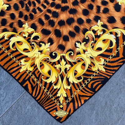 GIANNI VERSACE silk scarf Barocco & Animal print size 34