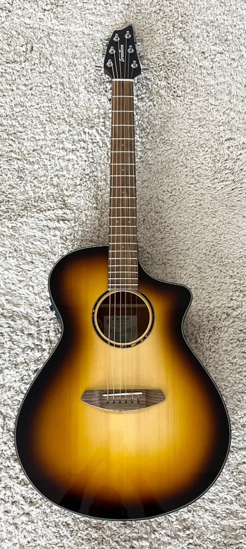 Акустическая электрогитара Breedlove ECO Discovery Concert S Concert CE Edgeburst 77190₽
