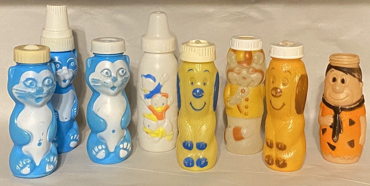 VINTAGE LOT OF 8 PLASTIC CHARACTER BABY BOTTLES 8 OZ EVENFLOW GERBER