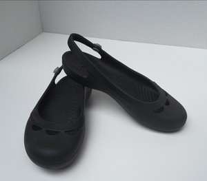 crocs feminino fechado