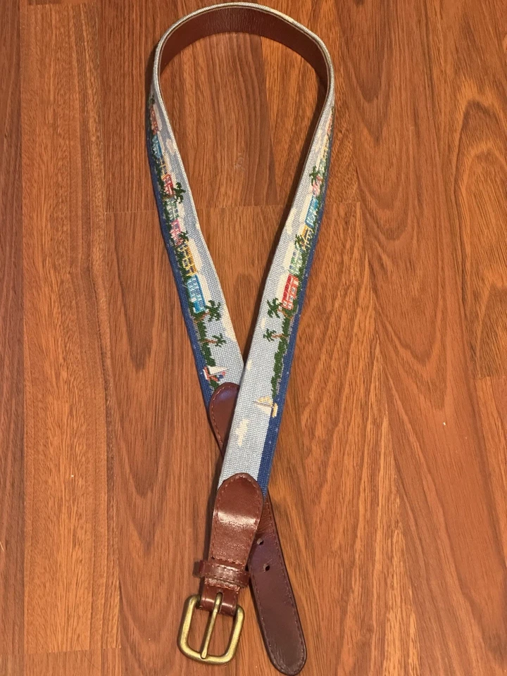 Smathers & Branson Island Time needlepoint belt w/leather backing & brass buckle - Image 2 of 4