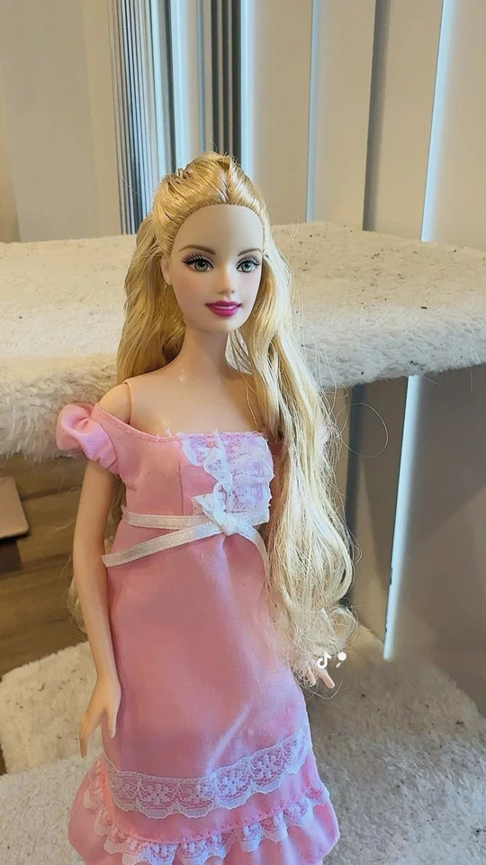 Barbie Nutcracker - Image 2 of 4