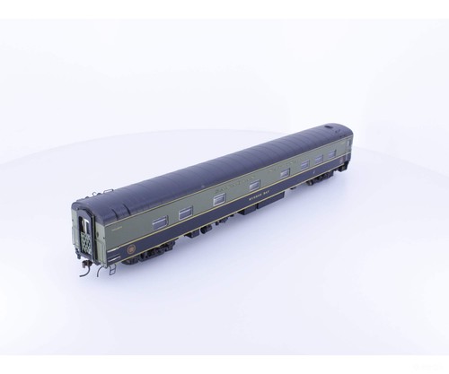 Rapido 104008 HO Bay Sleeper with Interior Lighting Canadian National (CN) Hudso | Condition: Used