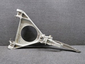 162A2101-4, 162A2115-6 Boeing 737-800 Nose Landing Gear Link Assembly