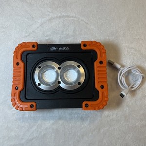 Mad Katz Rechargable UV LED Blacklight Night Fishing. 5 Hrs on a single charge