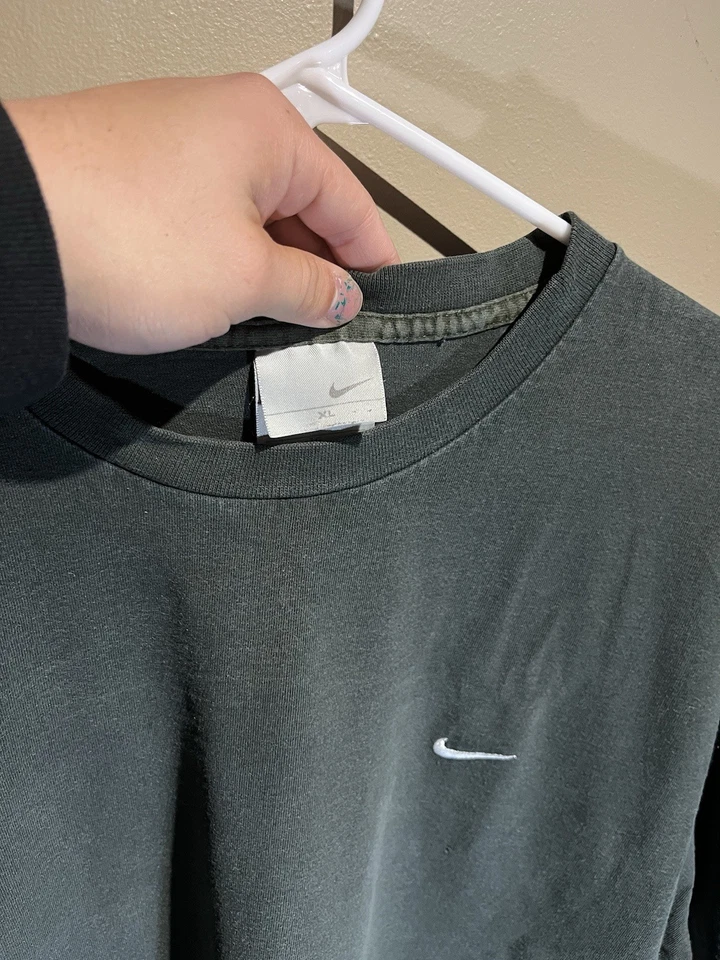 Camiseta Nike Swoosh Logo Bordado XL Calce Cuadrado Años 80 De Colección Foto 2 de 3