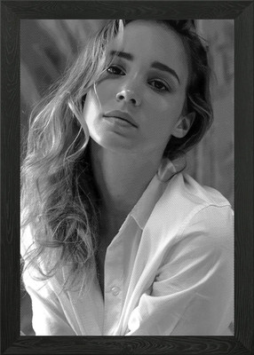 Alba Baptista Framed Wall Art Poster Canvas Print Picture
