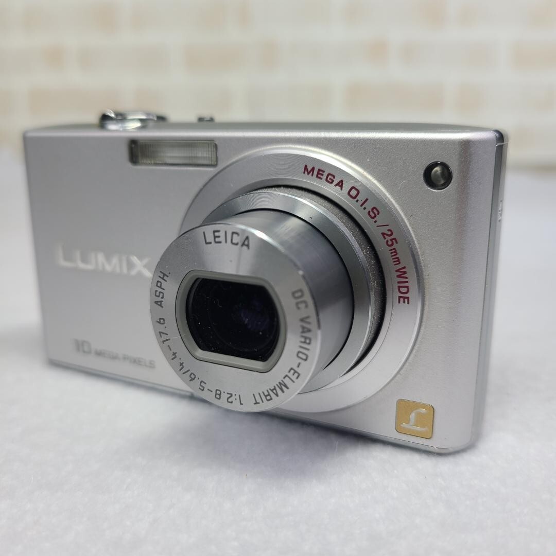 DMC-FX35 Panasonic Lumix DMC-FX35 10.1MP Digital Compact Camera