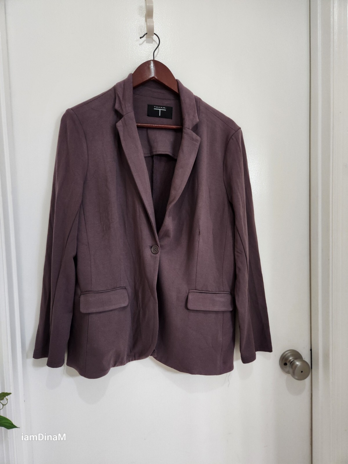 TTahari  single-button, blazer single-button clos… - image 11
