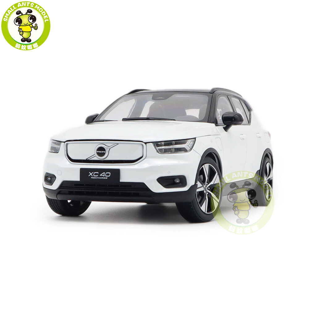1/18 Volvo XC40 Recharge Electric Car White Diecast Model Toy Car
