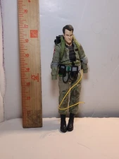 GHOSTBUSTERS - QUITTIN’ TIME RAY Deluxe Figure (Diamond Select Toys, 2016)