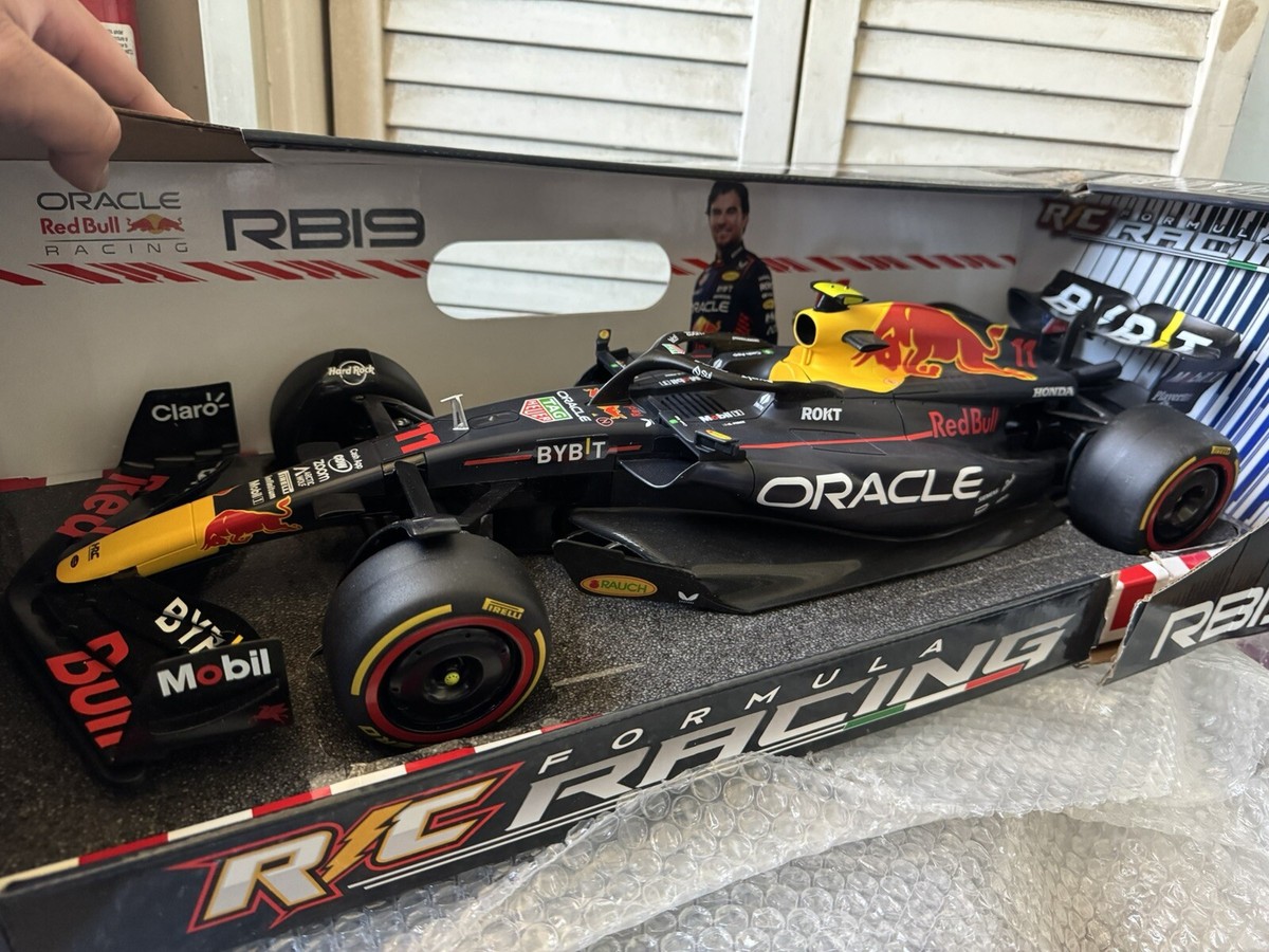 Maisto Formula One Remote Control 1:10 Scale Red Bull PEREZ RB19