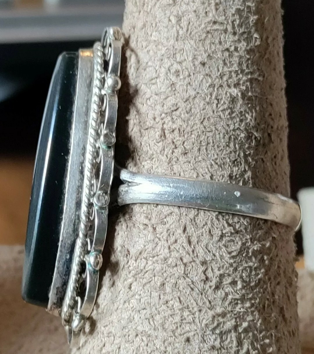 Picture 3 of 12