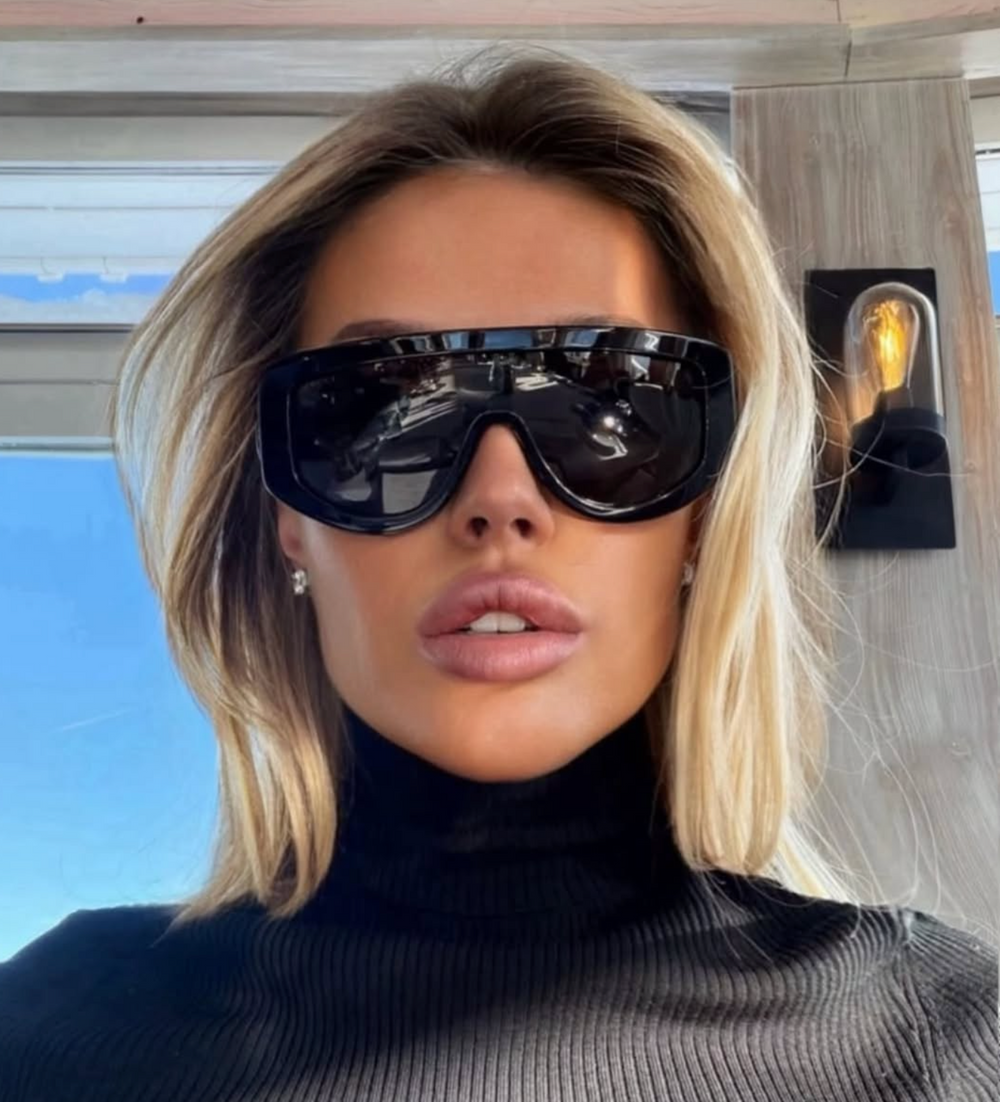 New GUCCI Sunglasses Black Wrap Shield Oversized Grey Lens GG 99-1-130mm Gucci Gray Shield Sunglasses for Women for sale | eBay main image 4