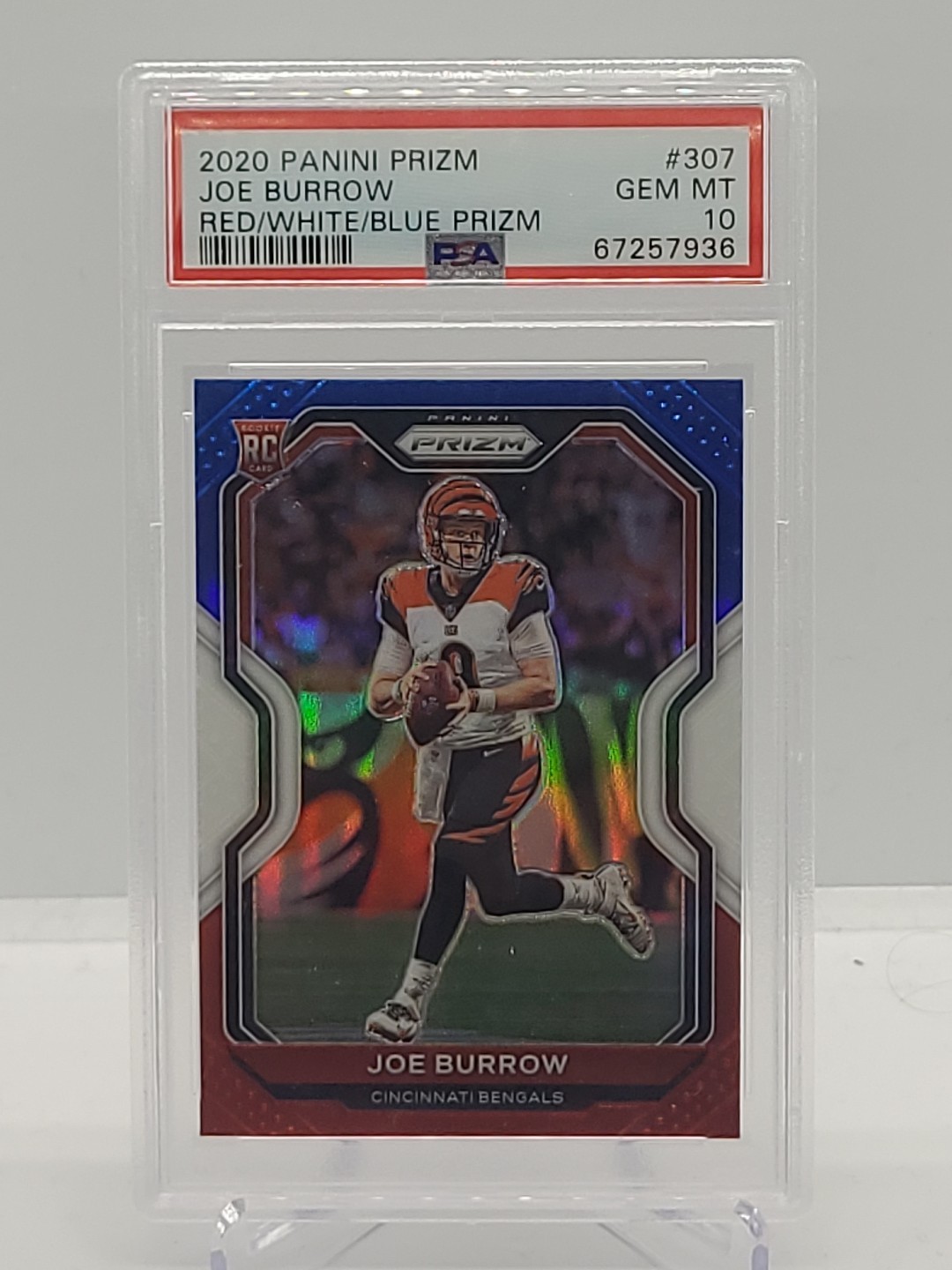 2020 PANINI PRIZM #307 JOE BURROW (RC/SP) RED/WHITE/BLUE PRIZM JOE BURROW PSA 10