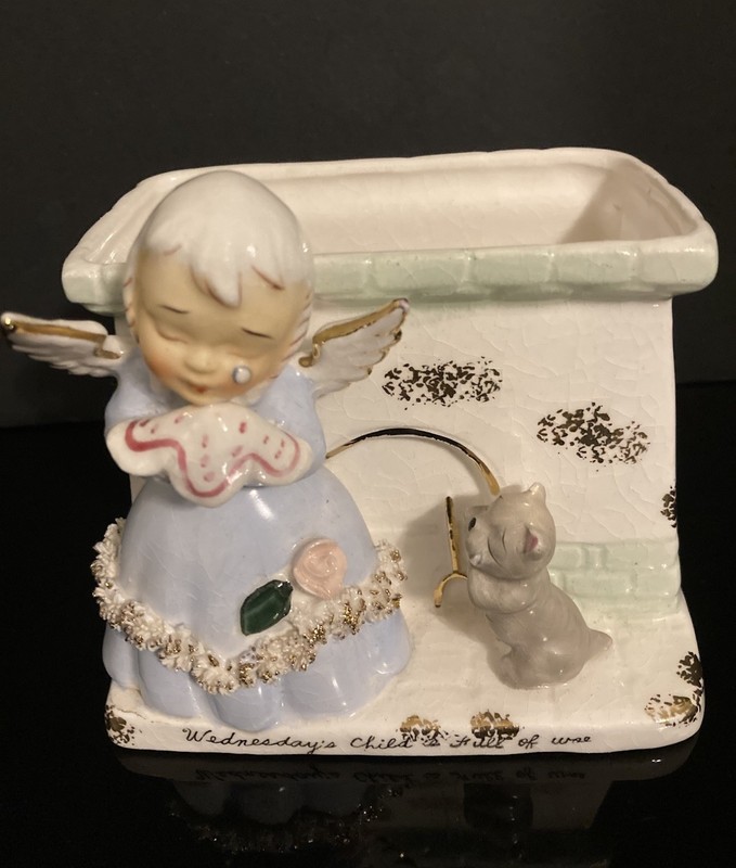 Napco Spaghetti Trim Angel Wednesday’s Child Planter 4.5”