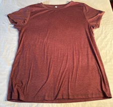 Amazon Originals, Women’s Plain Tshirt, Size XL