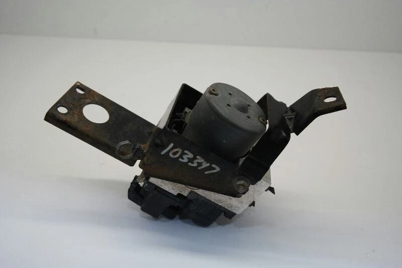 02 03 04 MITSUBISHI DIAMANTE ABS ANTI LOCK BRAKE PART ASSEMBLY OEM - Image 2 of 4