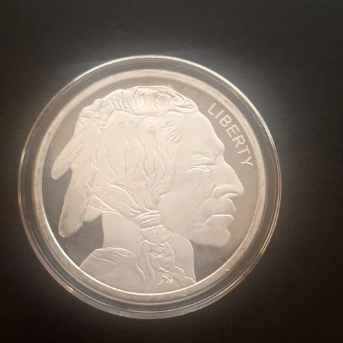 1 oz .999 Fine Silver Buffalo Round Liberty United States of America