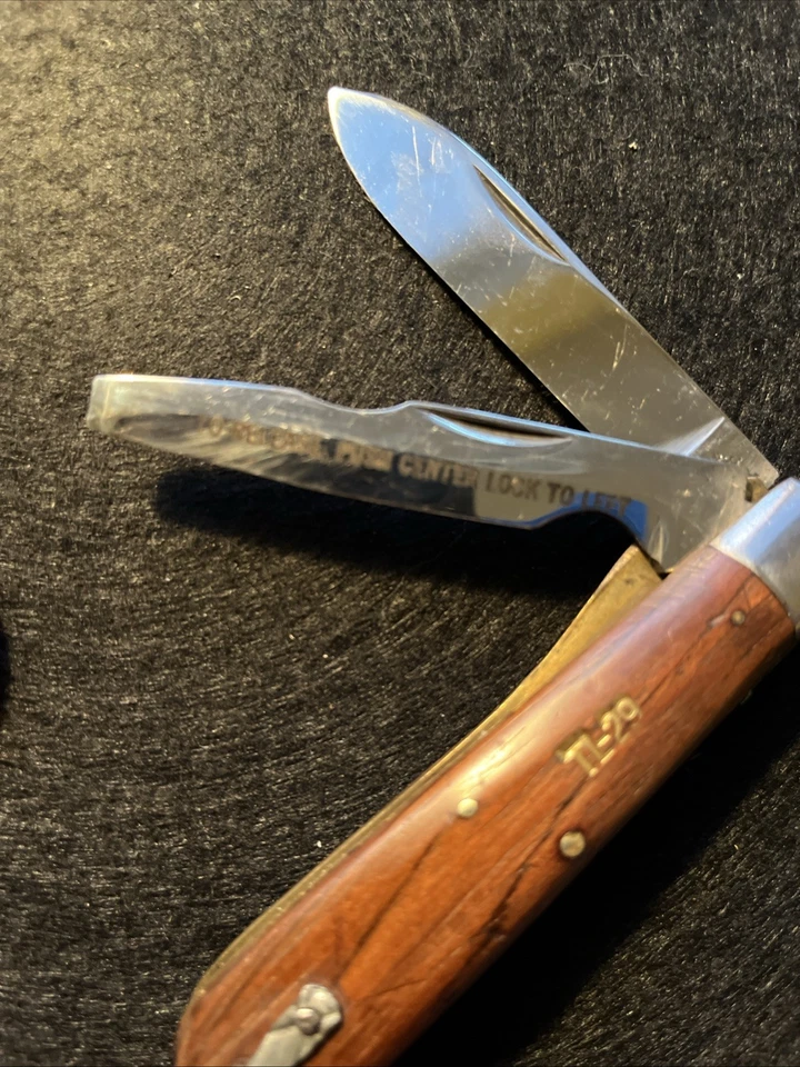 Utica NY Electrician Knife Lineman  Knife And Leather Slip New Old Stock - Image 3 of 4