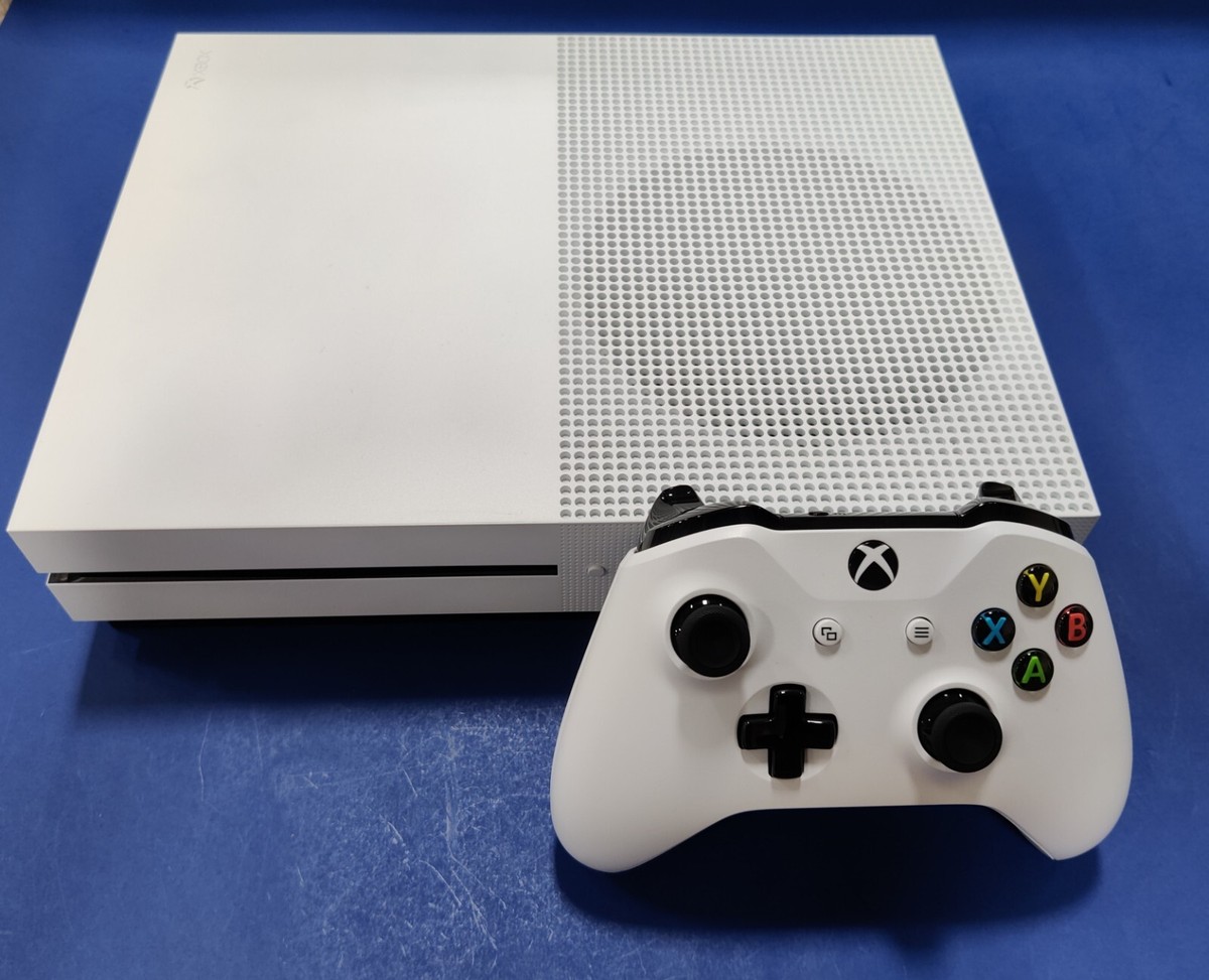Microsoft Xbox One S 1 TB White Console Very Good Condition