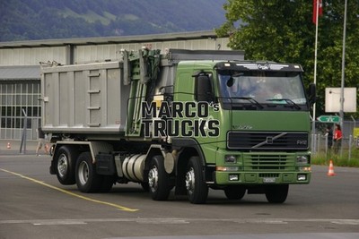 LKW Foto Volvo FH12 Kipper Schweiz grün GZM #j8cz