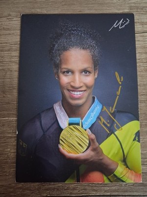 Mariama Jamanka -Bob Fahrerin-Olympiasiegerin original signierte Autogrammkarte