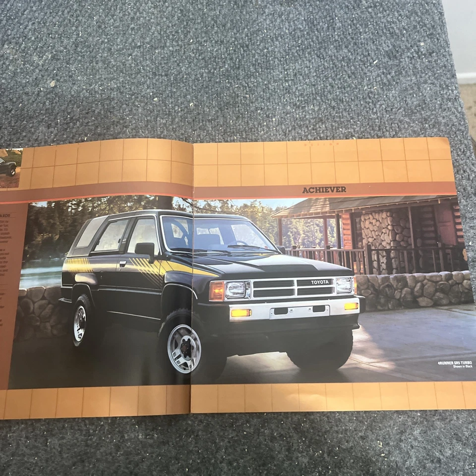 Toyota 4Runner 1987 folleto catálogo de ventas Foto 2 de 4