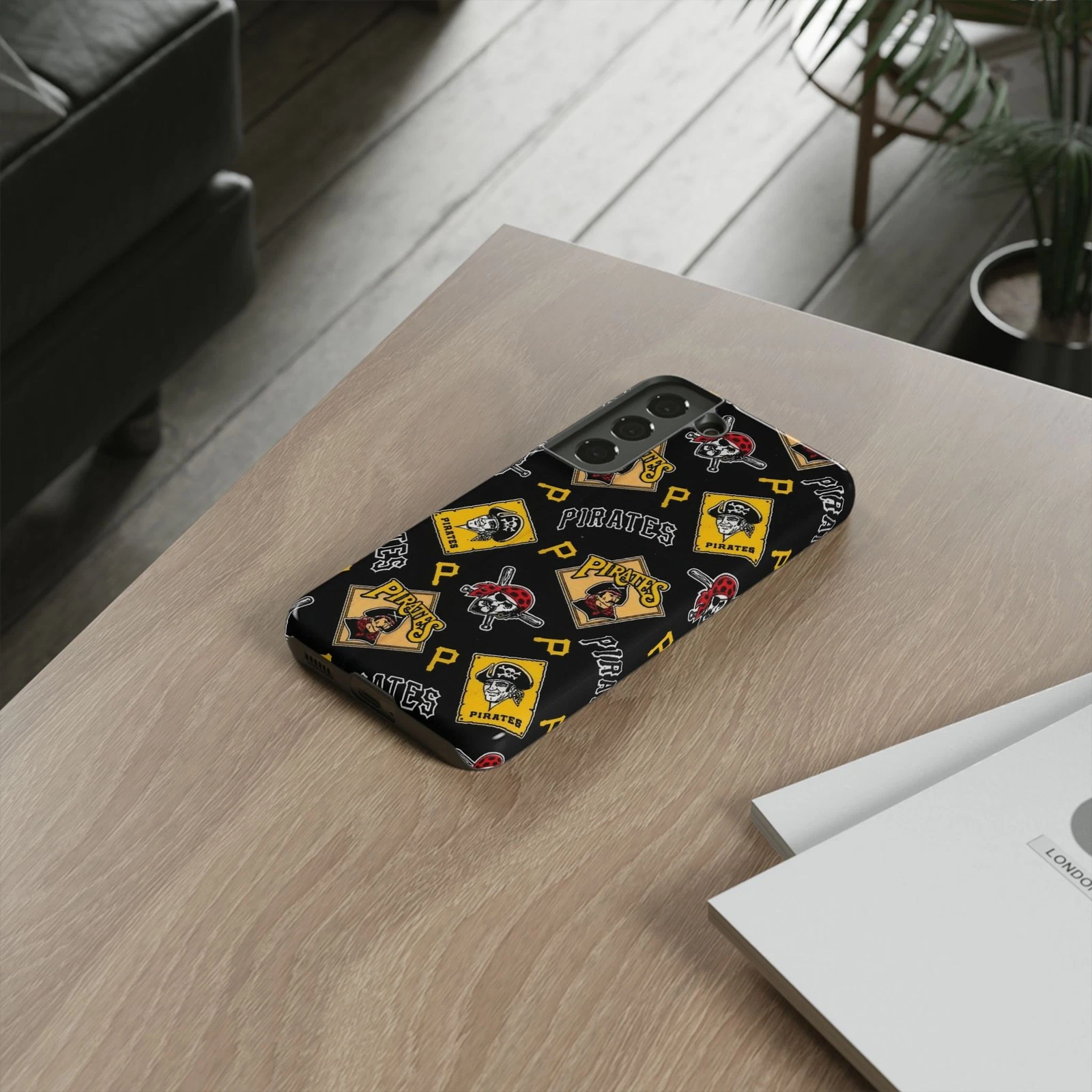 Pittsburgh Pirates Apple iPhone Cases