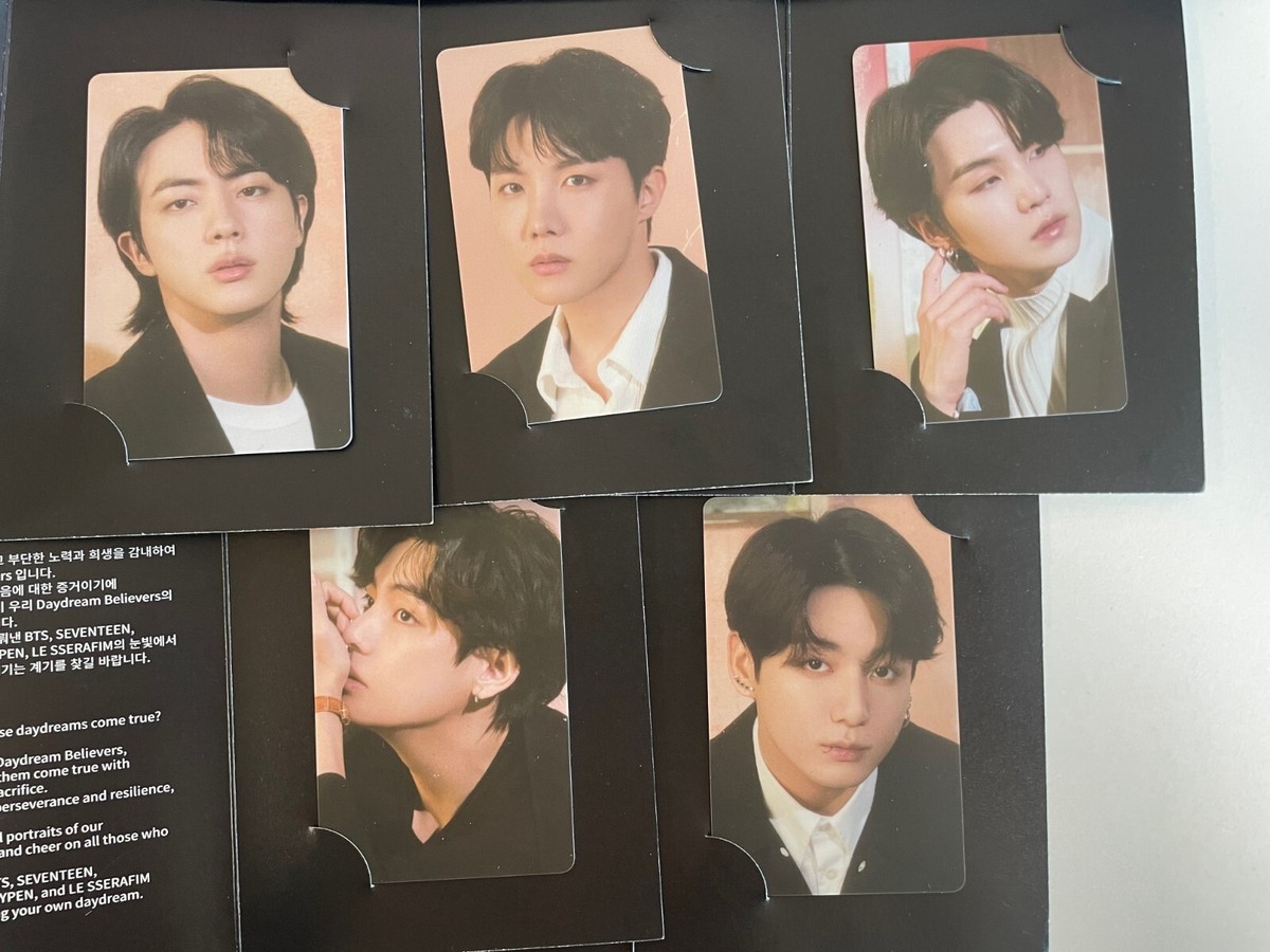 BTS [HYBE INSIGHT THE DAYDREAM BELIEVERS] EXHIBITION OFFICIAL MD