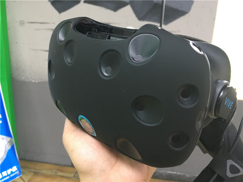 Cover In Silicone Per Controller HTC Vive – 4 Colori – Protezione Per Visori VR - Foto 3