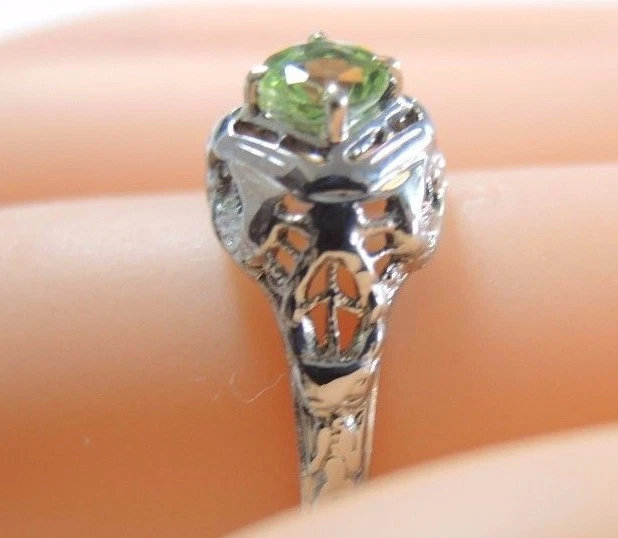古董艺术装饰 Peridot 订婚 18K 白金戒指 尺寸 5.75 英国-L — 第 4/4 张图片