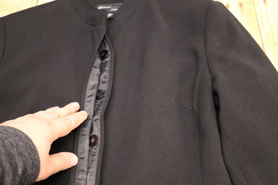 Vintage Brioni Milano Black Blazer Button Front Jacket Solid Classic Women's 10 - Image 4 of 4