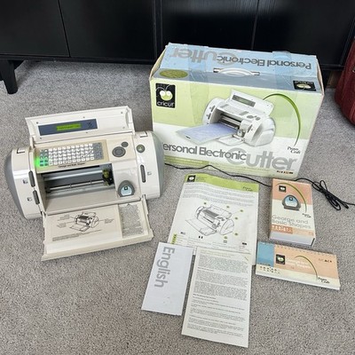 Cricut Personal Electronic Cutter Machine George  Provo Craft Decor Basic Shapes