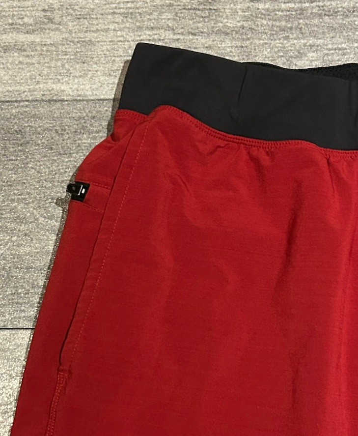 Fabletics 7" Performance Training Shorts  Mens M … - image 7