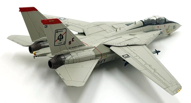 Hobby Master 1/72 Scale HA5230 - Grumman F-14A Tomcat Queen of Spades 1991 - Image 3 of 4