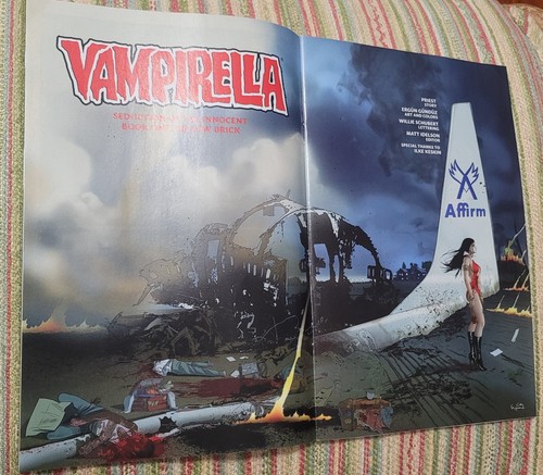 2019 Dynamite Comics Vampirella 1 Paulina Ganucheau Fried Pie Cover Variant - Picture 3 of 5