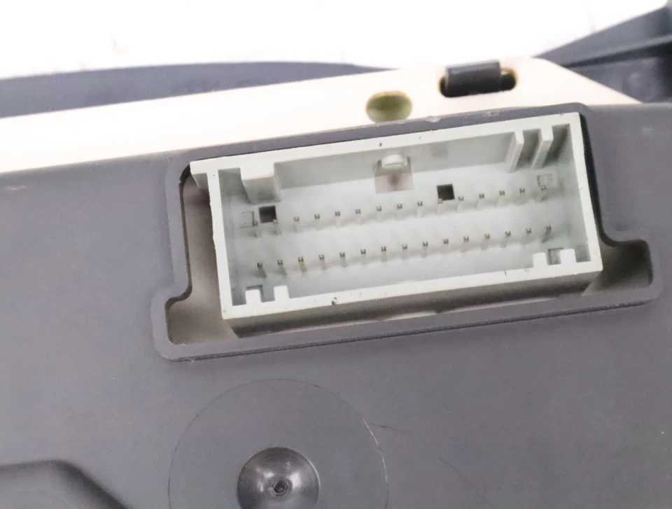 Bloc compteurs occasion RENAULT CLIO II Phase 2 - 1.5 DCI 80ch - - Immagine 4 di 4