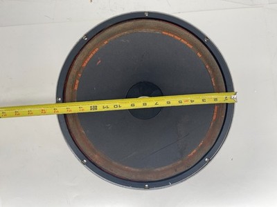 Cerwin Vega VSW-15 15