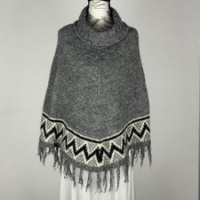 Vintage Wool Cape Poncho Fringe Grey Hippy Boho Shawl S Aztec