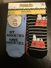 NEW PEANUTS THEMED LOW CUT SOCKS 10 pack assorted designs WOMENS 4-10