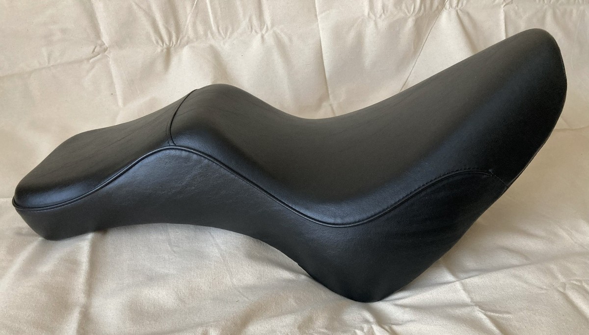 Harley Davidson Seat RDW-92/61-0067 Smooth Fits Multiple Makes