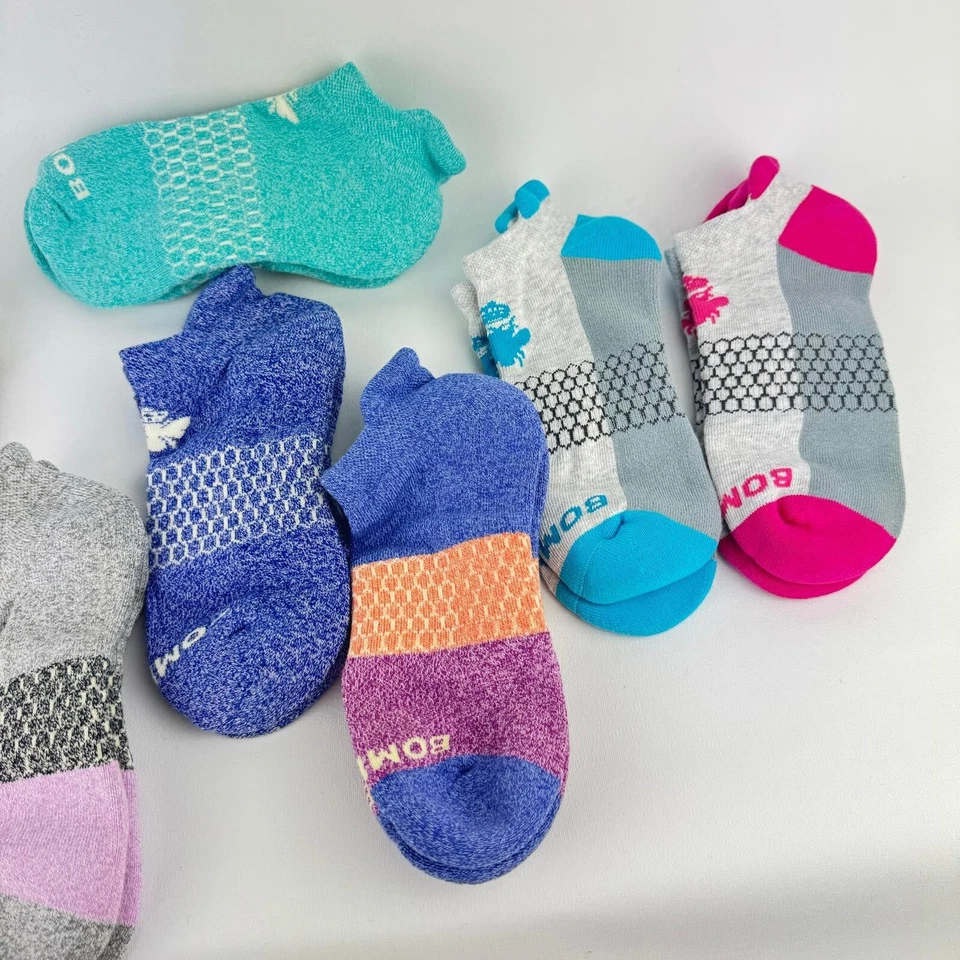 Bombas Women's Ankle Socks 8-Pack Gift Box Size Medium 8-10.5 - Image 3 of 4