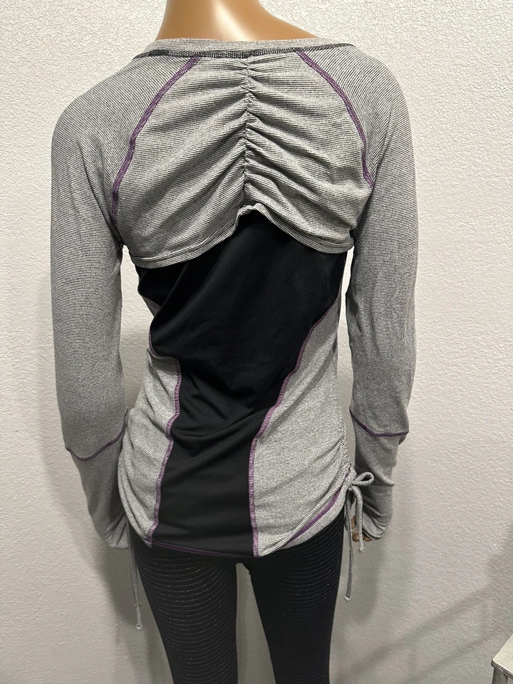 LUCY Tech Purple Grey Shirt Yoga Run Long Sleeve  Ruching Keyhole Vent🌸SMALL - Image 2 of 4