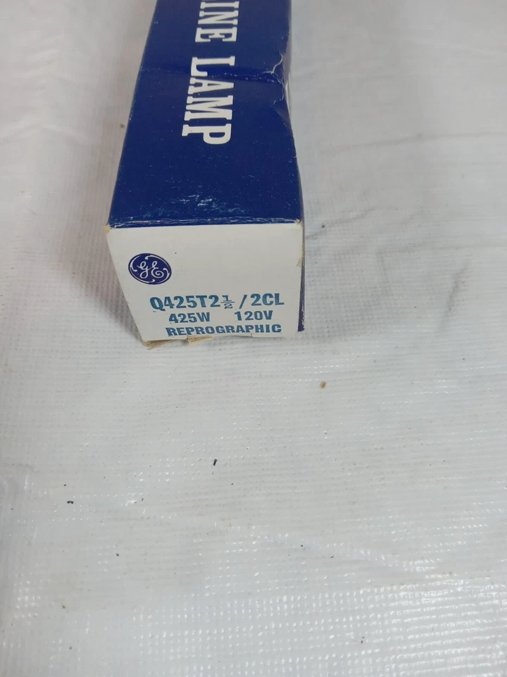 GE Q425T2 1/2 / 2CL 425W 120V General Electric Quartzline Lamp NOS Vintage - Image 4 of 4