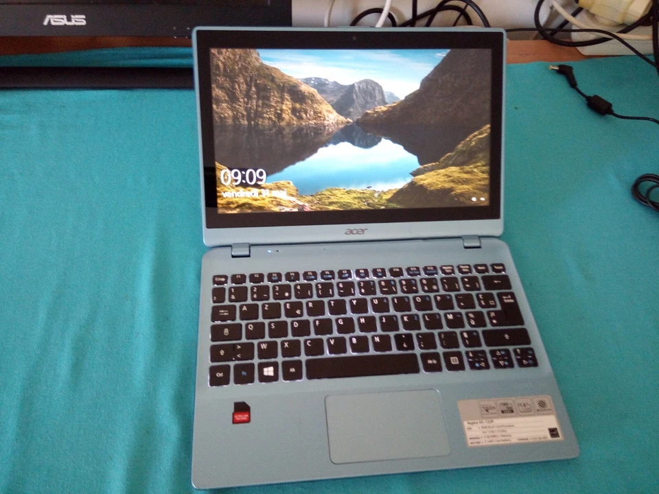 PC Acer Aspire- V5 de AMD-A4/ ssd de 256Go avec Windows 10/ & 11,6" - Photo 4/4