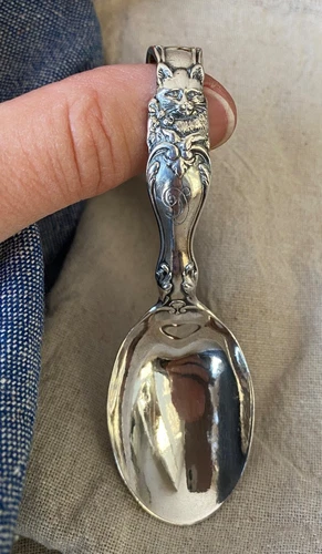 Antique Reed & Barton sterling silver  baby spoon with Kitty Cat, Ex condition