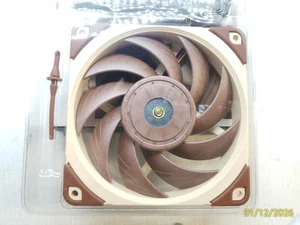 Noctua NF-A12x25 PWM Premium Quiet Fan 4-Pin 120mm Cooling Brown