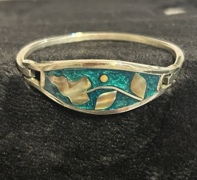 Small Vintage Alpaca Hinged Bangle Floral Design Inlay Abalone & Green Enamel 5 