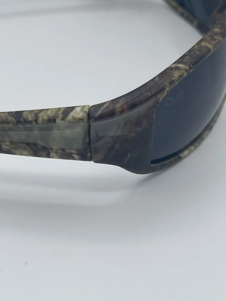 Realtree Polarized 16-53-140 Camo Sunglasses Fishing Hunting - Image 4 of 4